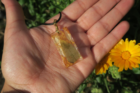 'Golden Leaf' Resin Pendant